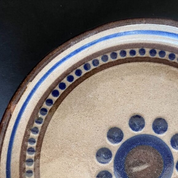 Set Of 3 Vintage Mexican Acambaro Handmade Stoneware Plates 7.5 and 8.75 inches - Picture 3 of 5